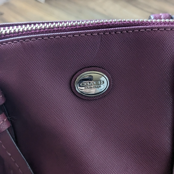 Coach Payton Dome Satchel in Cranberry - Picture 2 of 8